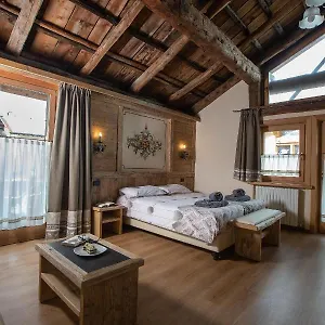 Aparthotel La Grolla &